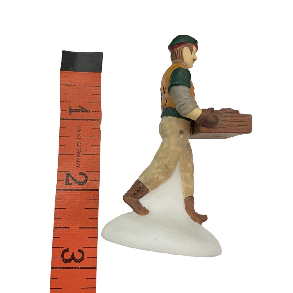 Dept 56 Dickens Village The Heritage Collection “Tending the Cold Frame”… - Picture 8 of 14